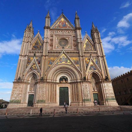 Duomo Budget Appartement Orvieto Buitenkant foto